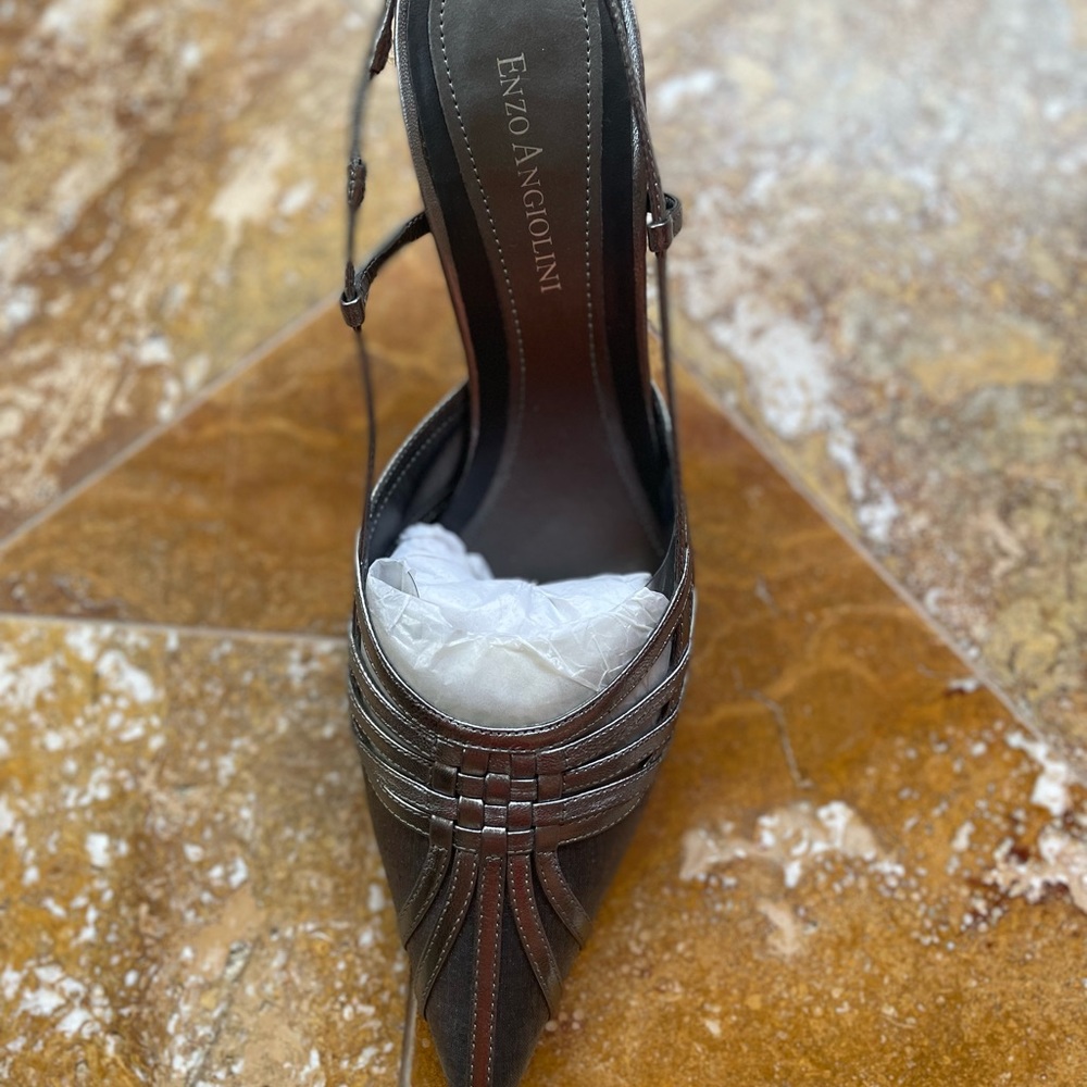 Silver heels - Picture 8 of 9